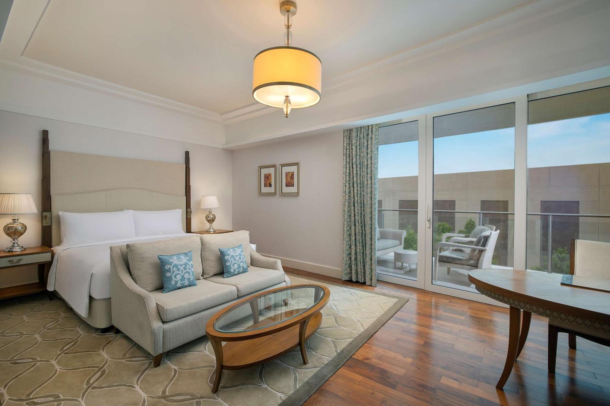 Superior King Room