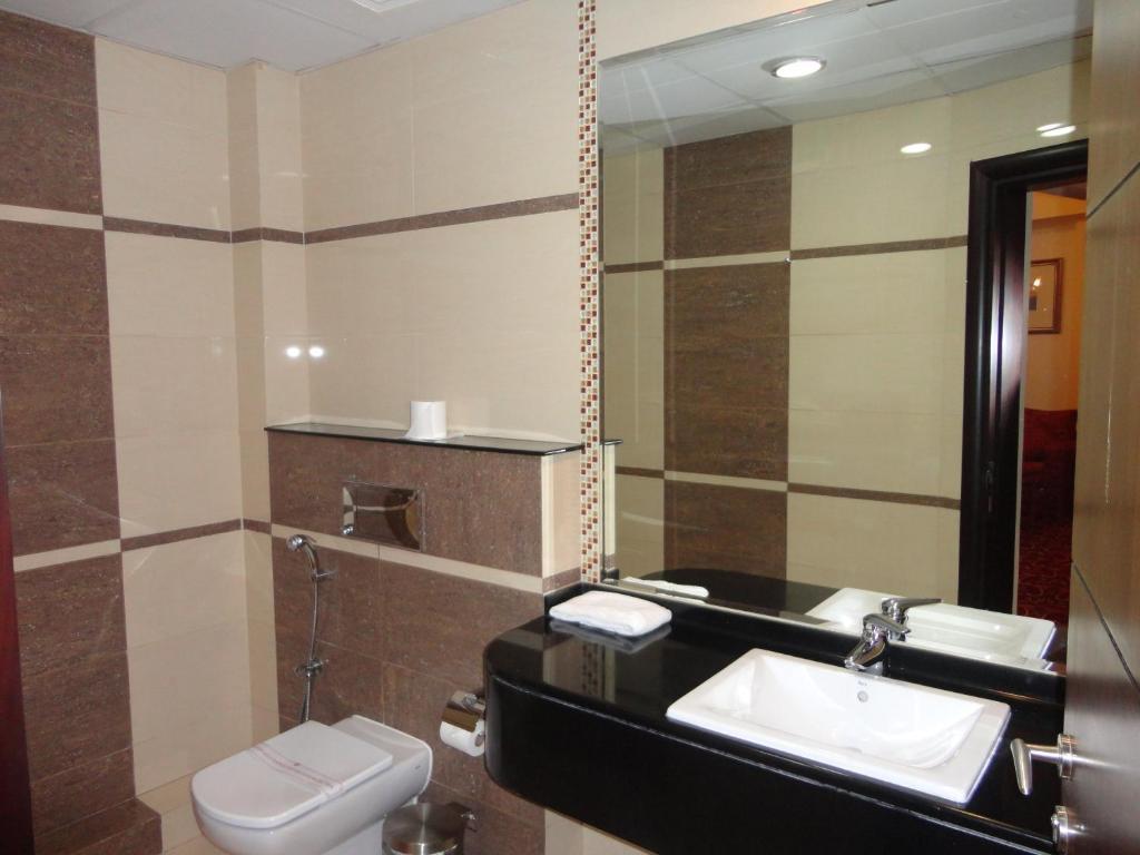 Royal Executive Suite,63729763:JPEG