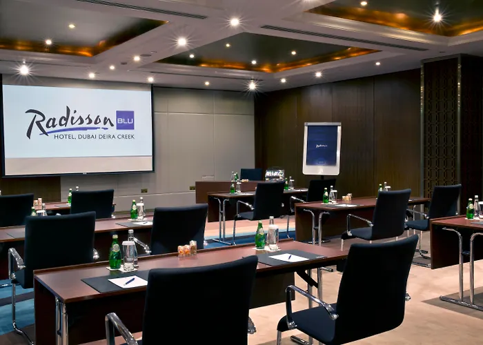 Romantic hotel: Radisson Blu Hotel, Dubai Deira Creek