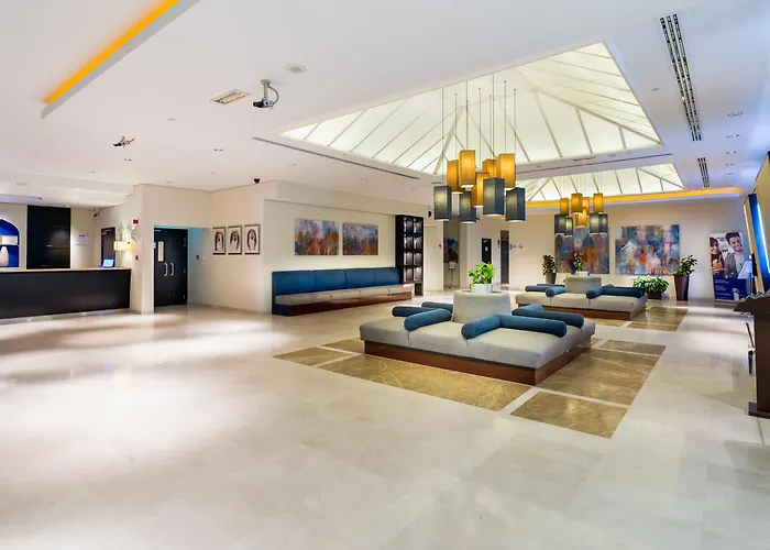 Hotel de luxo Apenas: Holiday Inn Express Dubai Airport By Ihg