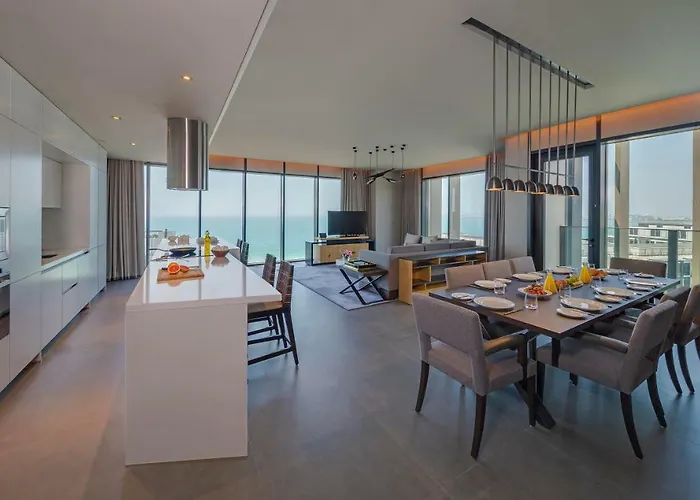 Hotel: The Residences Caesars Palace Bluewaters